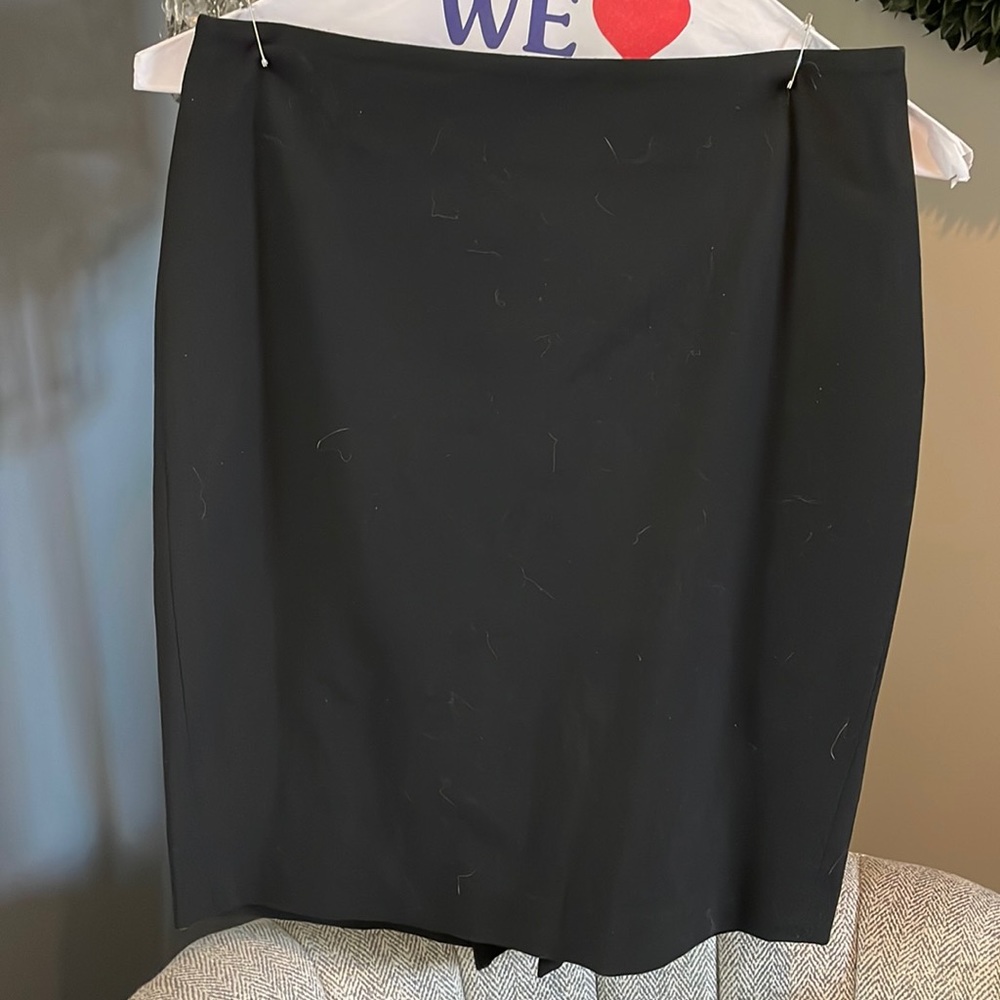 Ann Taylor Black skirt 0p